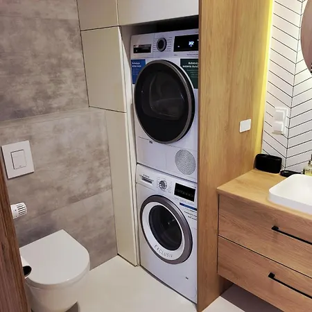 Porto Mare By The Sea 梅彻林基